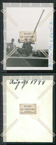 Orig. Foto Soldaten Flak Geschütz mit Entfernungsmesser Berlin 1944 und weiter