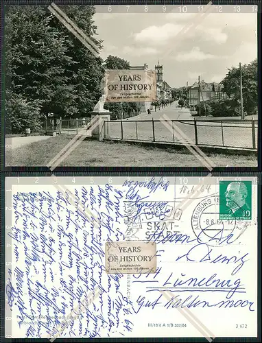 Foto AK Neustrelitz Mecklenburg Vorpommern Gutenbergstraße Stadtkirche uvm Kar