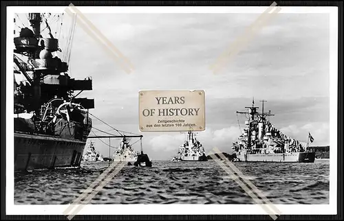 Foto S.M.S. Linienschiffe Flotte Parade Kiel um 1930 Parade S.M.S. Deutschland