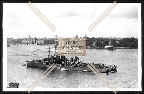 Foto S.M.S. Hessen 1903 Linienschiff in Stockholm u. Boot Halbflottille u. Schl