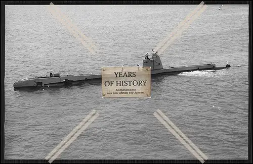 Foto englisch Britisches U-Boot Submarine Royal Navy HMS Scotsman P243 1944