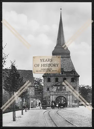 Foto Rostock das Steintor Straßenansicht Mecklenburg-Vorpommern DDR 