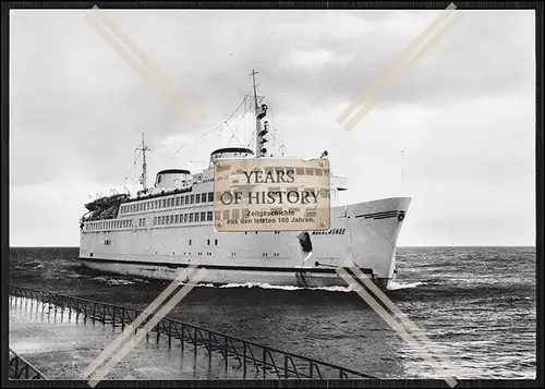 Foto Warnemünde Rostock FDGB Urlauberschiff MS Völkerfreundschaft Hafen Gäst