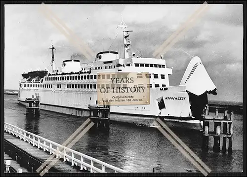 Foto Eisenbahn Fährschiff MS Warnemünde im Hafen Einfahrt Mole DDR