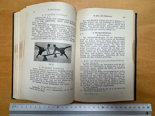 Leitfaden für das Mädchenturnen in den preußischen Schulen 1913