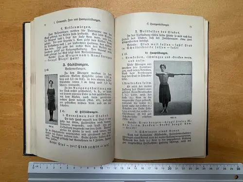 Leitfaden für das Mädchenturnen in den preußischen Schulen 1913
