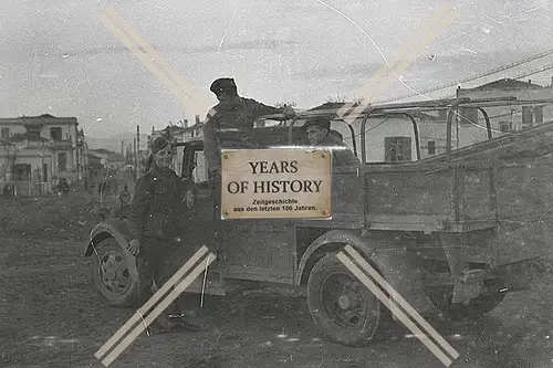 Repro Foto Soldaten mit Fahrzeug Greece Griechenland