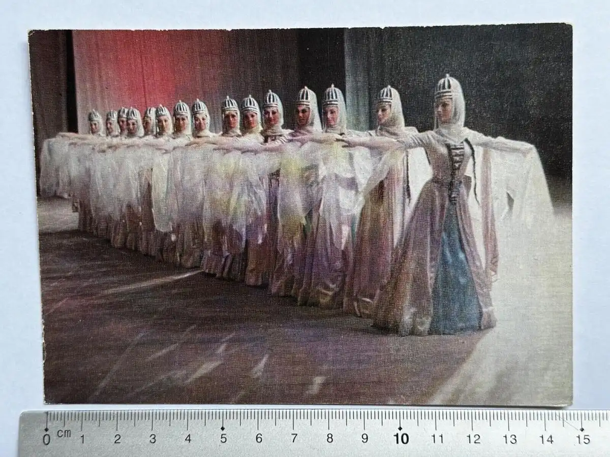 3x Foto Trachten grusinischer Tanz Kartuli Russland Hübsche junge Damen