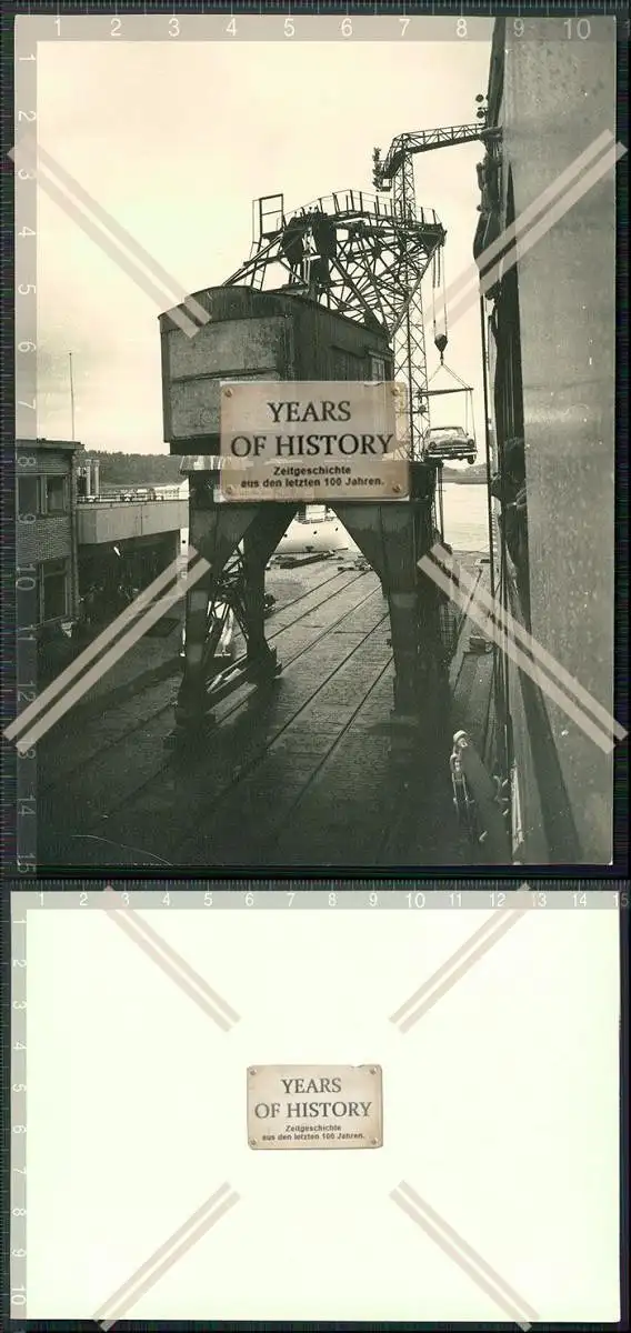 Foto  Hafen Große Kräne Boot Schiff Werft um 1950 Finnland Mecklenburg uvm. 