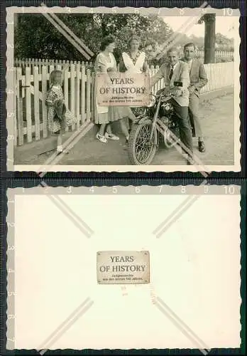 Foto  Motorrad einspuriges Kraftfahrzeug mit zwei Rädern 1940-50