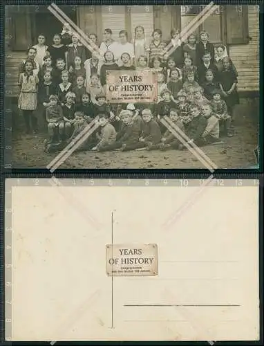 Foto AK Mädchen mit Zöpfe Jungs 1920