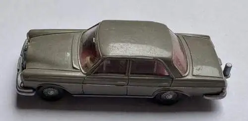 Wiking 1:87 -  Mercedes 280 S mit Anhängerkupplung