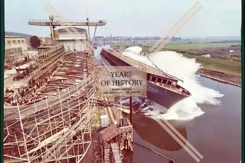 Foto Elbe-Werft Boizenburg Werft Stapellauf Russ. Schiff 
