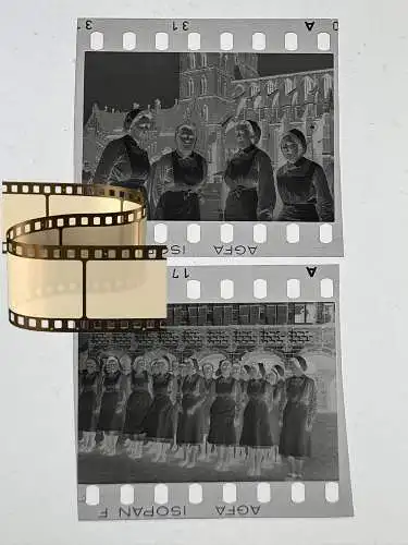 2x Original Negativ 4x3,5 cm - weiblich RAD Maid Arbeitsmaiden mit Schürze