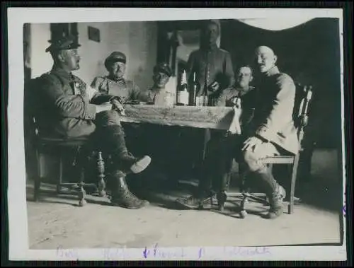 2x Foto 1. WK Soldaten Ostfront 1915 Besprechung Offiziere uvm.  12x8cm
