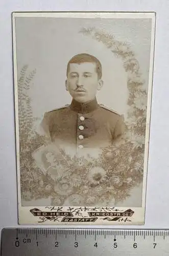 CDV Foto - Soldat in Uniform Portrait - Atelier Rastatt Karlsruhe Kriegstraße 98