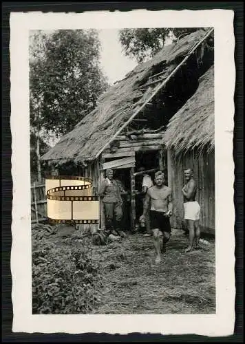 6x Orig. Foto Soldaten Quartier bei Bauern 1942-43