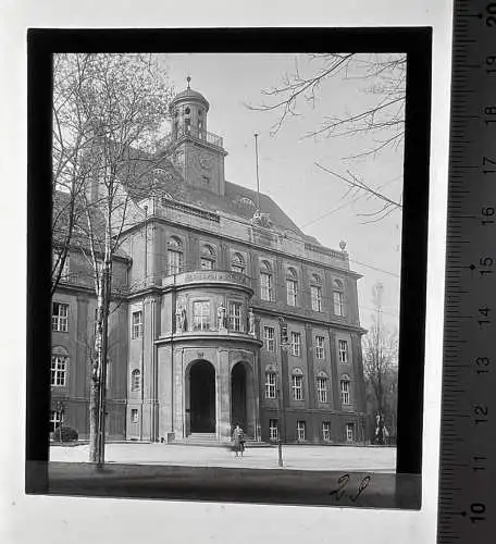 Glasdia 10x8 cm - Rathaus Treptow Krugallee 4 - Berlin Köpenick Plänterwald 1939