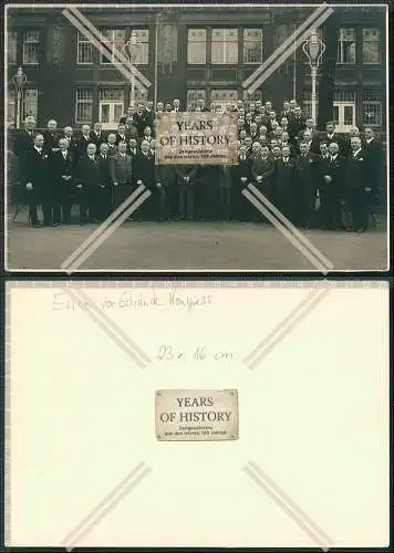 Pressefoto  23x16cm - Essen im Ruhrgebiet Kongress Gruppenfoto vor Gebäude 194