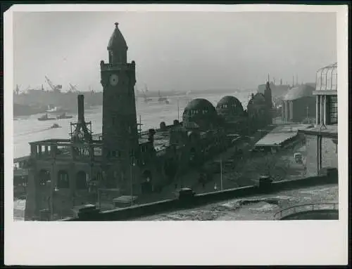 Pressefoto 24x18cm Hamburg St.-Pauli-Landungsbrücken Hafen Elbtunnel Hafen 1947