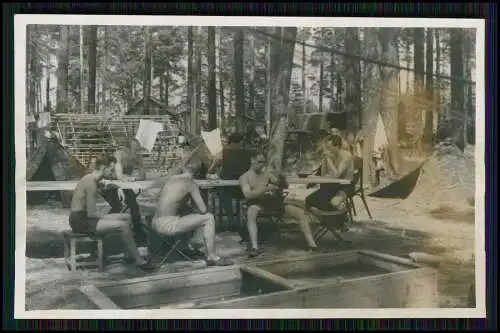 13x Foto Soldaten der Wehrmacht Vormarsch mit Fahrzeuge uvm. 1940-42