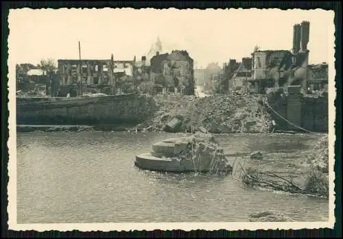 Foto zerstörte Eisenbahnbrücke Fluss Kriegszerstörung Belgien Frankreich 1940