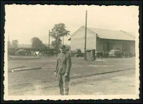 21x Foto Kriegszerstörungen Vormarsch Soldaten der Wehrmacht Bahnhof Zug 1940-42