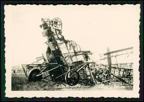 Photo France Rugenfort ? Airport Burnt plane Aircraft 1941 Flugzeug