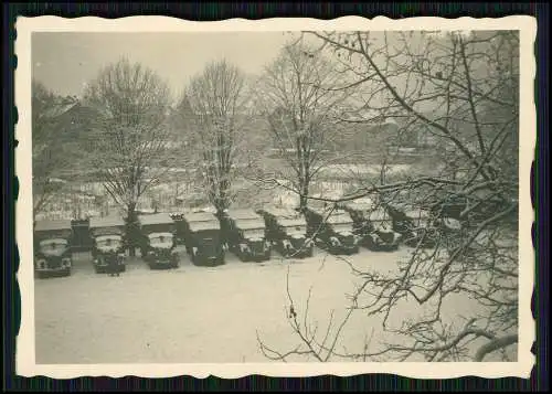 2x Foto Soldaten mit Fahrzeuge der Wehrmacht bei Düsseldorf 1940-41