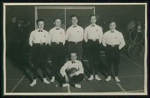 Foto Gruppe Radballer 1936- Radsportverein Germania Tempo 1897 Frankfurt Höchst