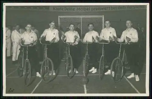 Foto Gruppe Radballer 1936 - Radsportverein Germania Tempo 1897 Frankfurt Höchst