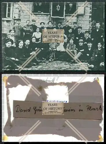 Archivfoto vor jüdischen Haus David Grün und Ben Gurion und andere