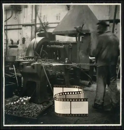 Werk-Foto Nr.9 Arbeiter an Maschinen Firma Gebr. Achenbach Weidenau Siegen 1940