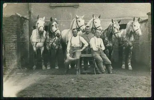 Foto AK 1.WK Feldpost Soldaten mit Pferde aus Berlin Verdun 1916 Info Rückseite