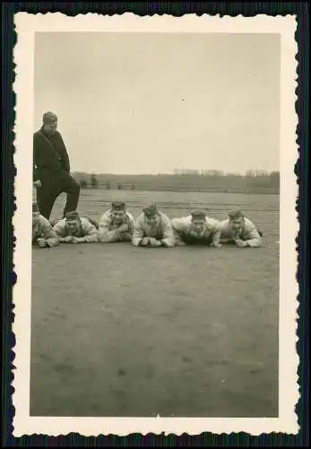 10x Foto Soldaten RAD Baracken Lager Arbeitseinsatz uvm. 1938-40