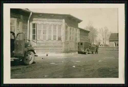 9x Foto Soldaten Wehrmacht Luftwaffe Quartier Dorf Polen oder Russland 1941-42