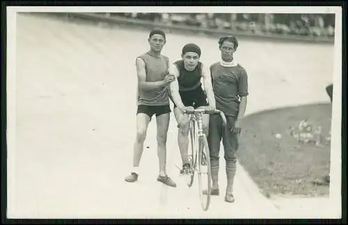 Foto AK 1000-m-Zeitfahren Radrennbahn Bahnrad der Männer Frankfurt am Main 1938