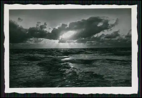 7x Foto Borkum Urlaub Promenade uvm. Flugzeug Doppeldecker über Strand 1936