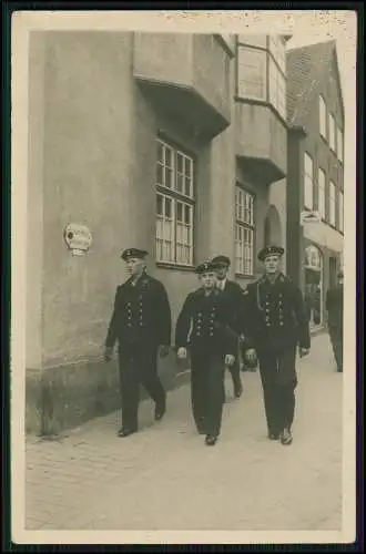 5x Foto AK Soldaten der Marine 1943 Rückseite Widmung von den Kameraden