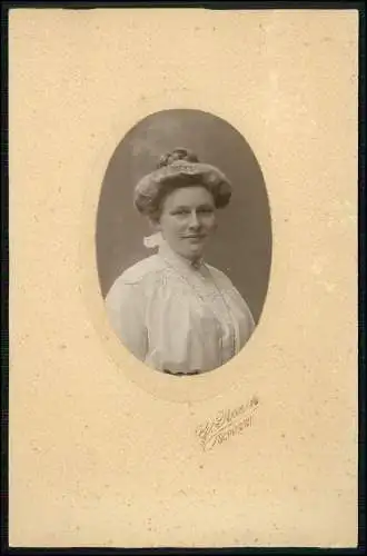 Foto junge hübsche Dame Portrait im Passepartout 17×12cm Atelier Rasch Schleswig