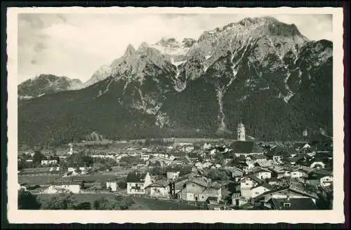 Foto AK Mittenwald in Oberbayern, gegen Karwendel Panoramablick mit Kirche