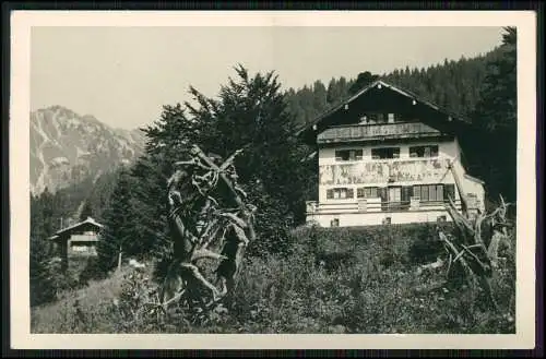 Foto AK Neuhaus Schliersee Lr.Miesbach Bergheim der Isarwerke Relief an Hauswand