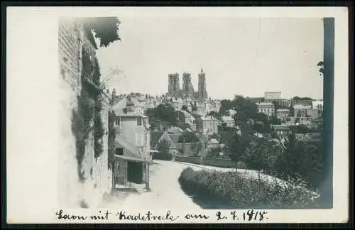 Foto AK 1. WK Frankreich Laon mit Kathedrale Kriegszerstörungen 1918