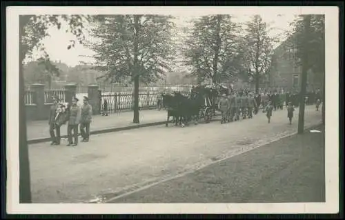 4x Foto E. Eichgrün - Berlin Potsdam 1938 Begräbnis mit Kutsche eines Soldaten