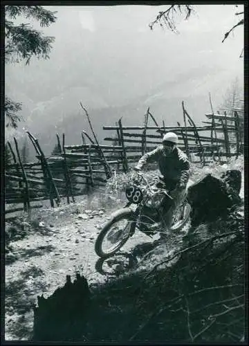 Pressefoto 18x13cm Motorrad Motocross-Rennen im Gelände 1953-65 NRW u.a. Nr. 34