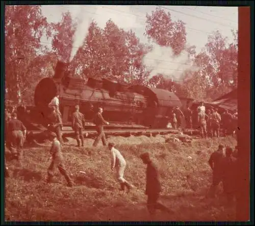 Repro Foto 13×12 cm in Farbe Lokomotive Zug Unglück Soldaten Wehrmacht 1942