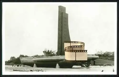 Drüppel Foto AK U-Boot Unterseeboot U 995 Laboe Marine-Ehrenmal Kiel Außenförde