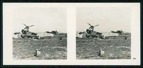 Stereo-Foto Fliegen... Bild Nr. 87 Flugzeug Hawker Hurricane Greece Flugplatz