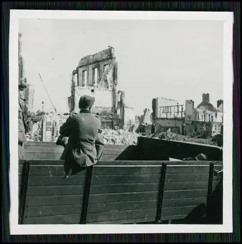 5x Foto Wehrmacht Soldaten Vormarsch Belgien Frankreich Kriegszerstörungen 1940