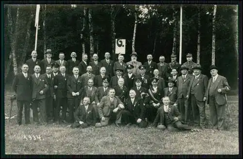 2x Foto alte Veteranen 1934 Gruppenfoto Rheinland Düsseldorf Tag der Arbeit ?